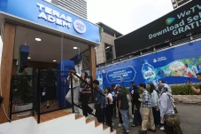 Teras Adem Hadir Jadi...