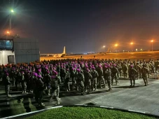 Ratusan Prajurit TNI...