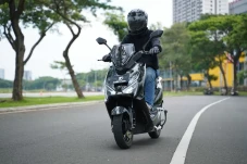 United E-Motor Siapkan...