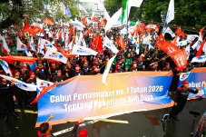 Buruh Desak Pemerintah...