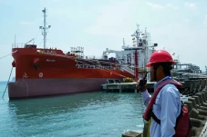 Sandar Perdana MT Novah...