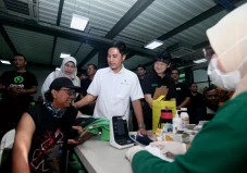 Wamenkes Pantau Langsung...
