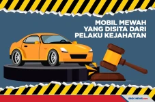 Deretan Mobil Mewah...