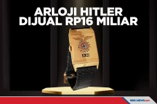 Arloji Emas Milik Adolf...