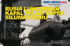 Rusia Luncurkan Kapal...