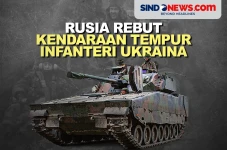 Rusia Rebut Kendaraan...
