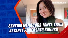 Senyum Menggoda Tante...