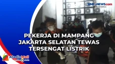 Pekerja di Mampang Jakarta...