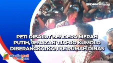 Peti Dibalut Bendera...