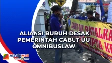 Aliansi Buruh Desak...
