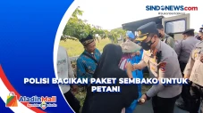 Polisi Bagikan Paket...