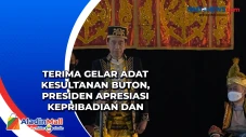 Terima Gelar Adat Kesultanan...