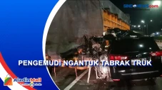 Minibus Tabrak Truk...
