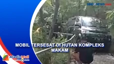 Heboh! Mobil Masuk ke...