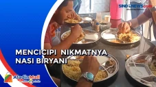 Menyantap Nasi Biryani...