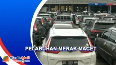 Jelang Tahun Baru, Pelabuhan...