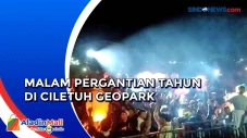 Diiringi Band Angkasa,...