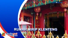 Mirip Klenteng, Sebuah...