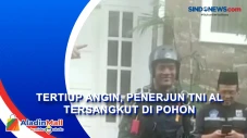 Penerjun Payung TNI...