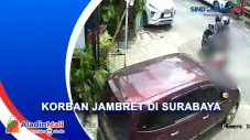 Wanita Pejalan Kaki...