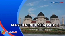 Melihat Masjid Raya...