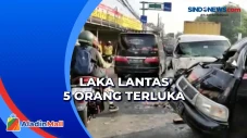 Tabrakan Beruntun di...