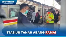 Stasiun Tanah Abang...