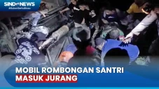 Bus Ditumpangi 30 Santri...