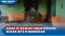 Ruang Kelas Dibakar,...