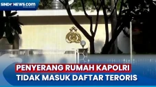 Pria yang Serang Penjaga...