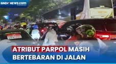Atribut Partai Politik...