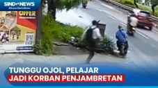 Sedang Tunggu Ojek Online,...
