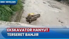 Ekskavator Proyek Perbaikan...