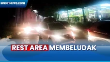 Pemudik Padati Rest...