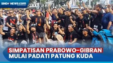 Bawa Puluhan Spanduk,...