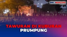 Dua Kelompok Remaja...