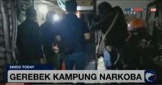 Polisi Gerebek Kampung...
