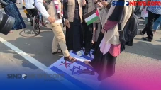 Peserta Aksi Bela Palestina...