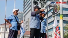 Ada Demo Sopir JakLingko...