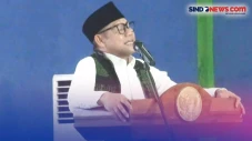Bertemu KH Syukron Makmun,...