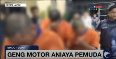 Aniaya Pemuda dengan...
