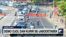 Tuntut Penurunan Biaya...