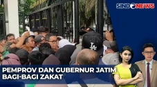 Sejumlah Warga Bedesakan...