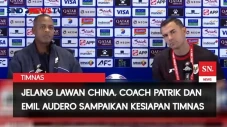 Konferensi Pers Coach...