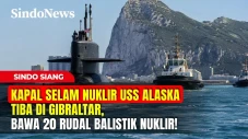 Kapal Selam Nuklir USS...