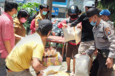 Sopir Angkot dan Tukang...
