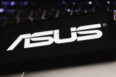 Awas, Motherboard ROG...