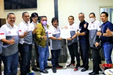 Ketua Pertina Pimpin...