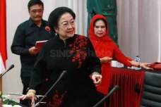 Megawati: Ada Kelompok...