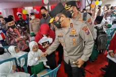 Vaksinasi Merdeka Anak...